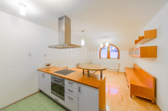 Pronájem bytu 2+kk, Praha - Břevnov, Slavníkova, 65 m2