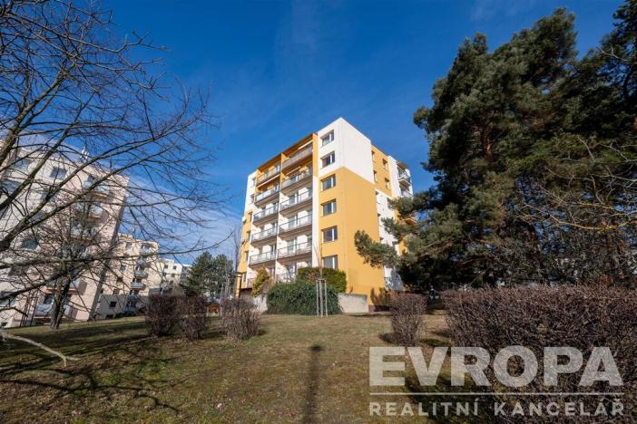 Pronájem bytu 3+1, Praha - Smíchov, Churáňovská, 71 m2