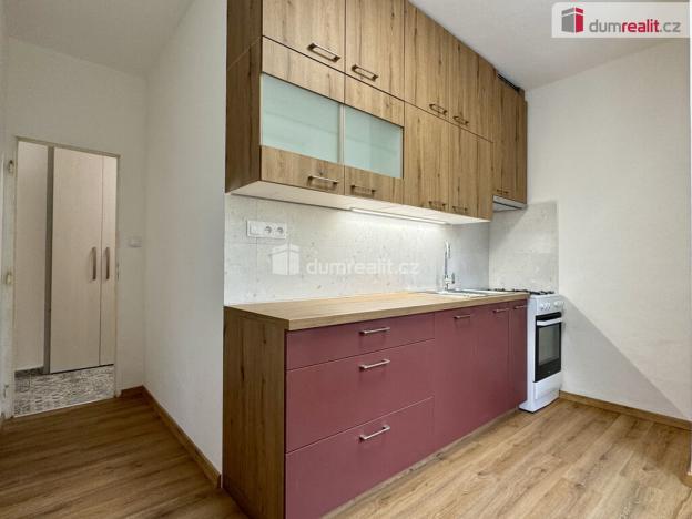 Pronájem bytu 2+1, Uherské Hradiště, Tůně, 52 m2