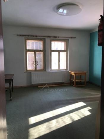 Prodej rodinného domu, Kunratice u Cvikova, 900 m2
