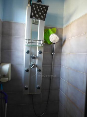 Prodej rodinného domu, Kunratice u Cvikova, 900 m2