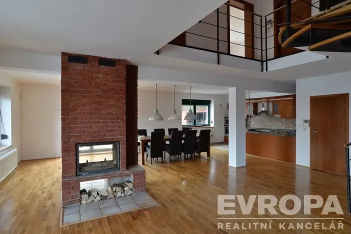 Prodej rodinného domu, Jablonec nad Nisou, Lesní, 320 m2