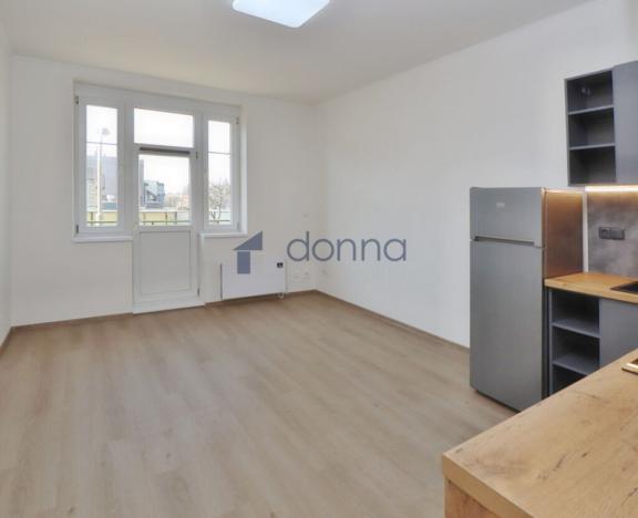 Pronájem bytu 1+kk, Praha - Strašnice, Kralická, 25 m2