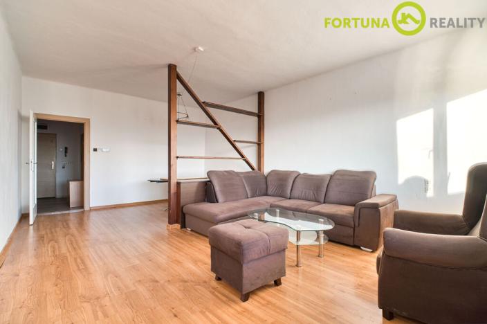 Prodej bytu 2+1, Frýdek-Místek, Zámecké nám., 81 m2