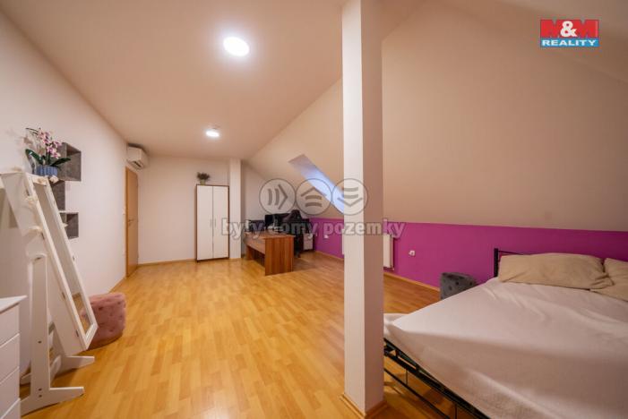 Prodej rodinného domu, Lechovice, 280 m2