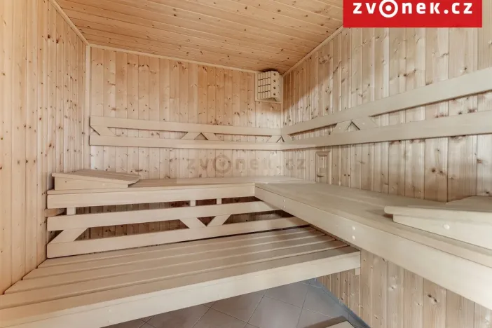 Prodej kanceláře, Hranice - Hranice I-Město, 660 m2