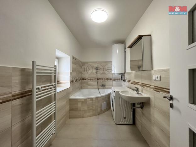 Prodej rodinného domu, Věžná, 481 m2