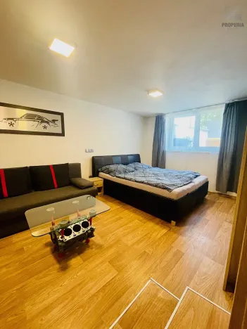 Pronájem bytu 1+kk, Modřice, Brněnská, 35 m2