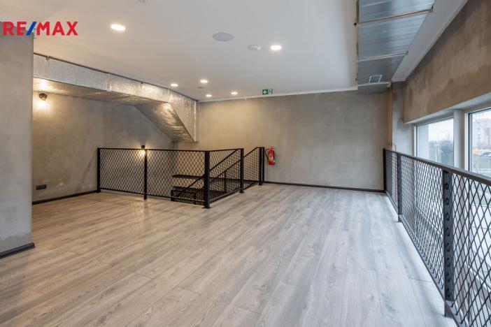 Prodej restaurace, Praha - Stodůlky, Tlumačovská, 365 m2