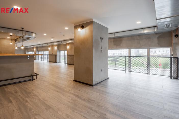 Prodej restaurace, Praha - Stodůlky, Tlumačovská, 365 m2