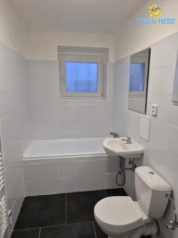 Pronájem bytu 2+1, Kladno, Petrohradská, 53 m2