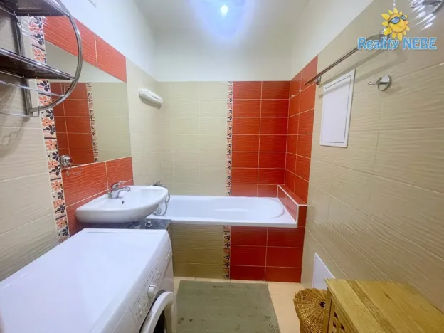 Pronájem bytu 2+1, Praha - Michle, Pod dálnicí, 60 m2