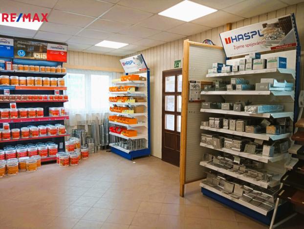 Prodej skladu, Přelouč, 2550 m2