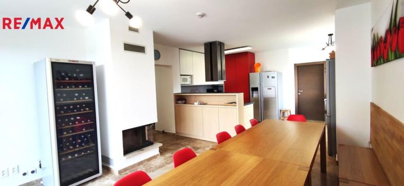 Prodej apartmánu, Zlaté Hory - Ondřejovice, 250 m2