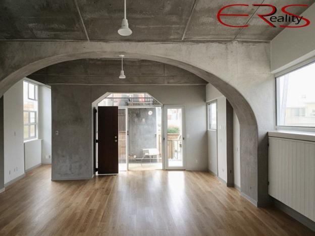 Pronájem obchodního prostoru, Mělník, Bezručova, 302 m2