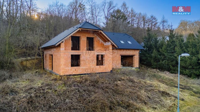 Prodej rodinného domu, Žerčice, 340 m2