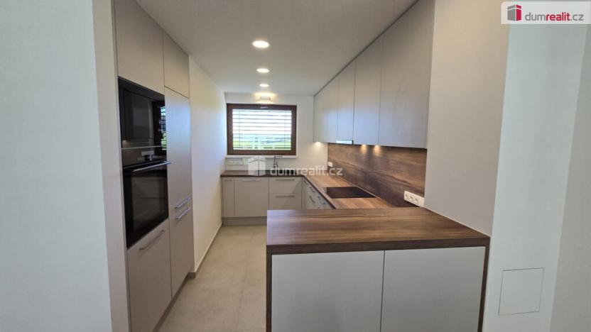 Prodej rodinného domu, Mořina, 106 m2