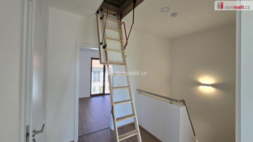 Prodej rodinného domu, Mořina, 106 m2