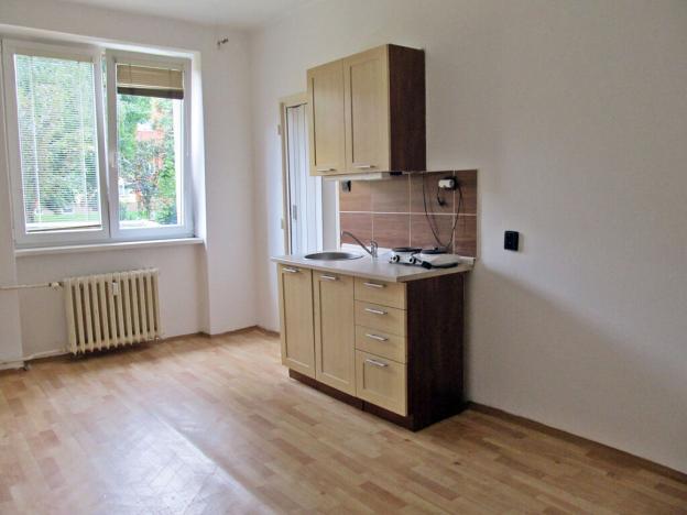 Pronájem bytu 1+kk, Ostrava - Poruba, Stavební, 21 m2