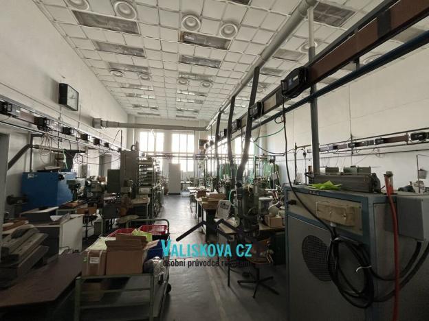 Pronájem skladu, Kroměříž, 900 m2