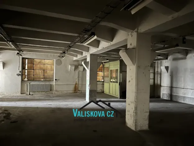 Pronájem skladu, Kroměříž, Hulínská, 792 m2