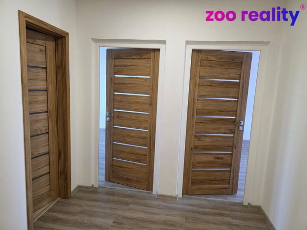 Pronájem bytu 2+1, Chomutov, Pod Břízami, 64 m2