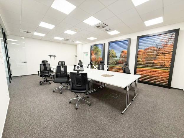 Pronájem kanceláře, Brno - Štýřice, Londýnské náměstí, 742 m2