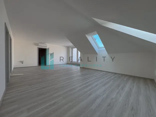 Prodej bytu 3+kk, Strážnice, Grůska, 93 m2