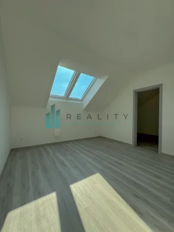 Prodej bytu 3+kk, Strážnice, Grůska, 93 m2