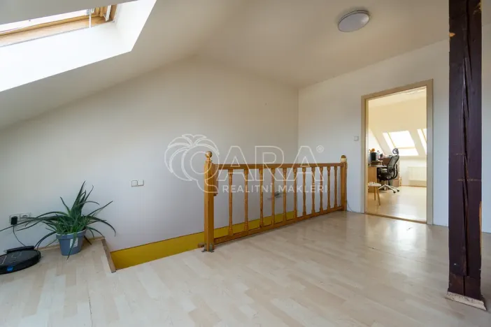 Prodej bytu 3+1, Brandýs nad Labem-Stará Boleslav - Brandýs nad Labem, Komenského nám., 113 m2