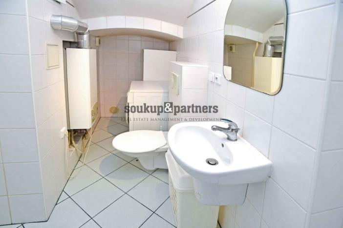 Prodej obchodního prostoru, Mariánské Lázně, Lidická, 28 m2