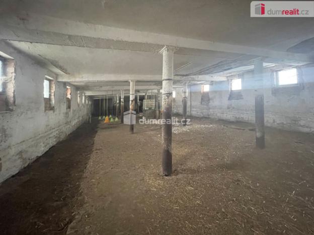 Prodej zemědělského objektu, Třebonín, 9480 m2