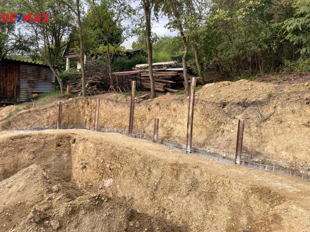 Prodej pozemku pro bydlení, Březnice, 1810 m2