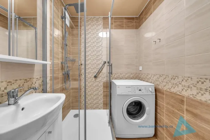 Prodej bytu 4+1, Nová Paka, Achátová, 77 m2