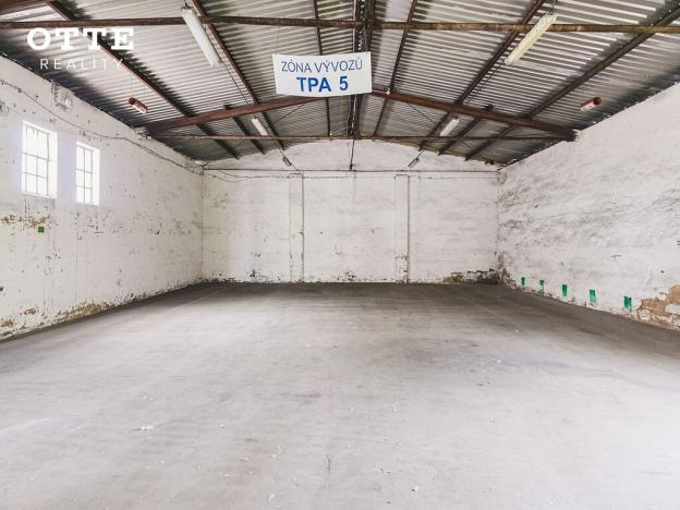 Pronájem skladu, Rokycany, Boženy Němcové, 3679 m2