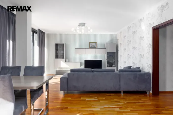 Prodej bytu 3+kk, Karlovy Vary, Pražská silnice, 99 m2