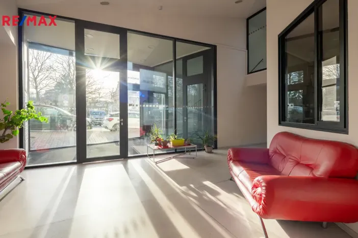 Prodej bytu 2+kk, Karlovy Vary, Pražská silnice, 63 m2