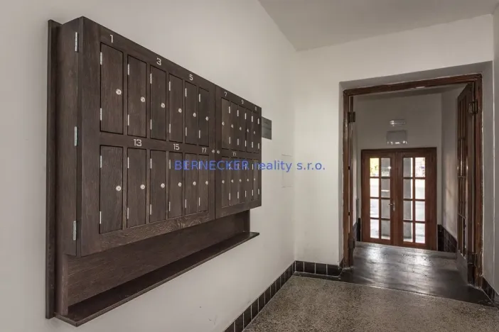 Pronájem bytu 6+kk a větší, Hradec Králové, třída Karla IV., 240 m2