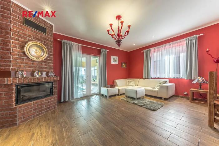 Prodej rodinného domu, Líbeznice, Nedvědova, 320 m2