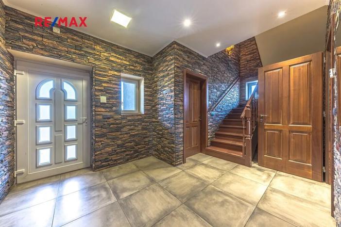 Prodej rodinného domu, Líbeznice, Nedvědova, 320 m2