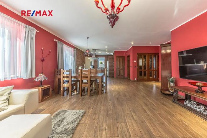 Prodej rodinného domu, Líbeznice, Nedvědova, 320 m2