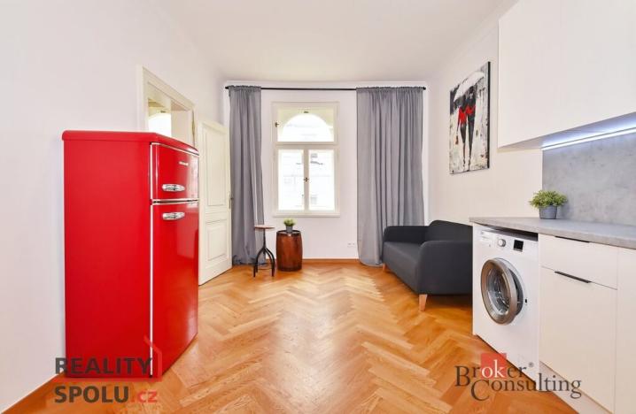 Pronájem bytu 2+kk, Praha - Vršovice, Černomořská, 32 m2