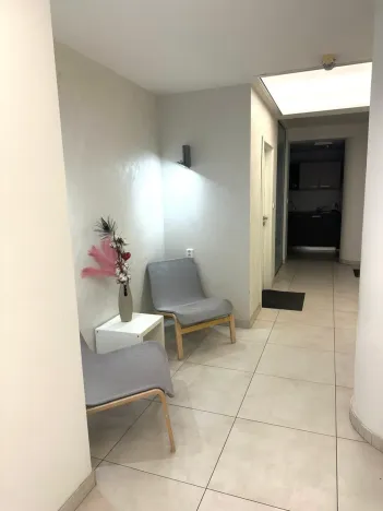 Pronájem obchodního prostoru, Praha - Karlín, Křižíkova, 54 m2