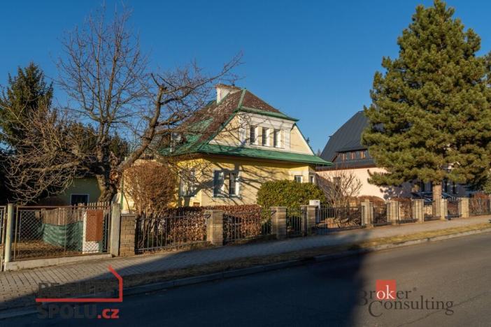 Prodej rodinného domu, Planá, Zahradní, 180 m2