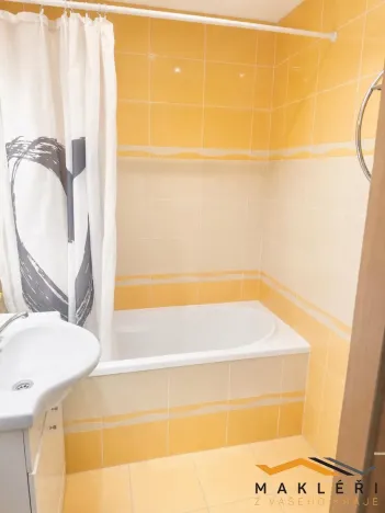 Pronájem bytu 3+1, Tábor, Hanojská, 78 m2