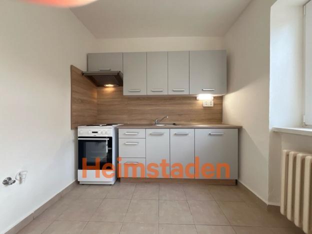 Pronájem bytu 1+1, Havířov - Šumbark, Opletalova, 28 m2
