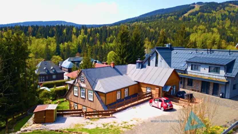 Prodej rodinného domu, Špindlerův Mlýn, 460 m2