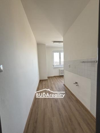 Prodej bytu 3+1, Zlín, Slovenská, 72 m2