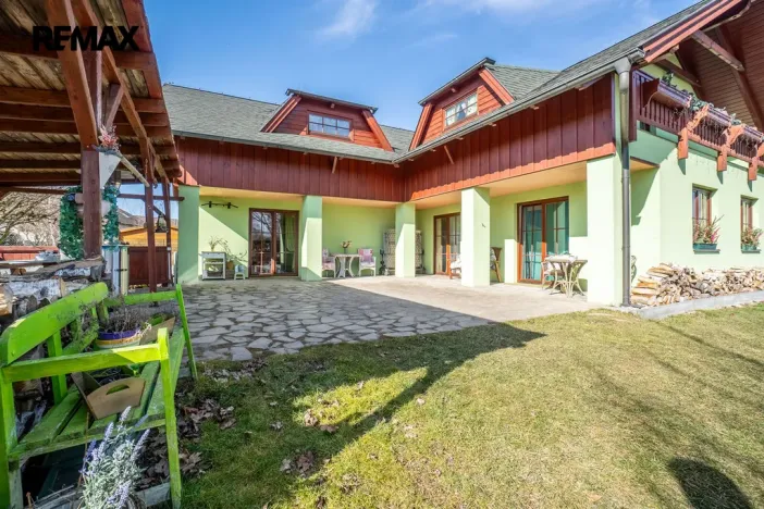 Prodej rodinného domu, Ondřejov - Třemblat, Výstavní, 310 m2