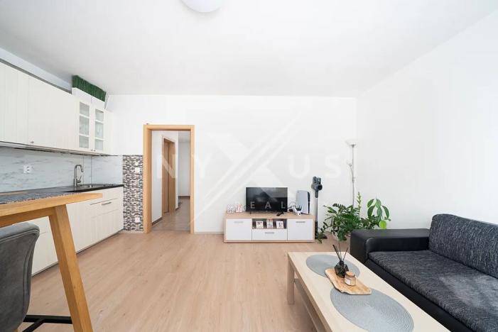 Prodej bytu 2+kk, Hostivice, Ječná, 61 m2